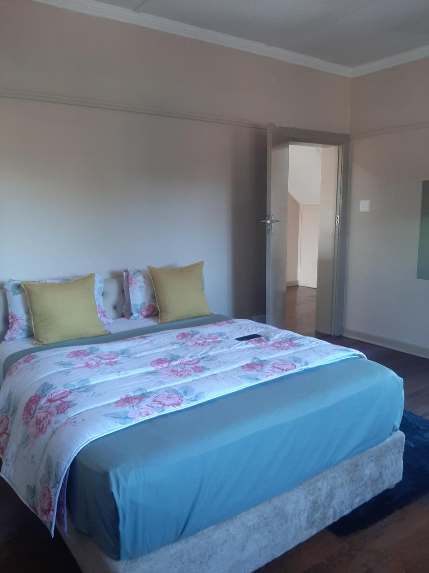 Triple S Guest House Кейптаун Екстериор снимка